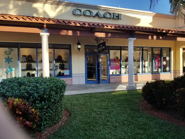 COACH Outlet