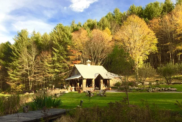 Granny Mandy Cottage at on the Windfall Farm