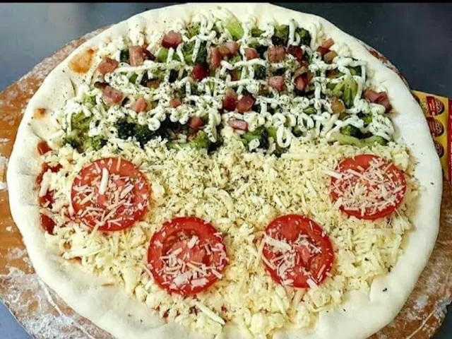 Pizza esfiha e cia limão