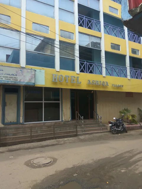 Hotel Ashiqa Palace