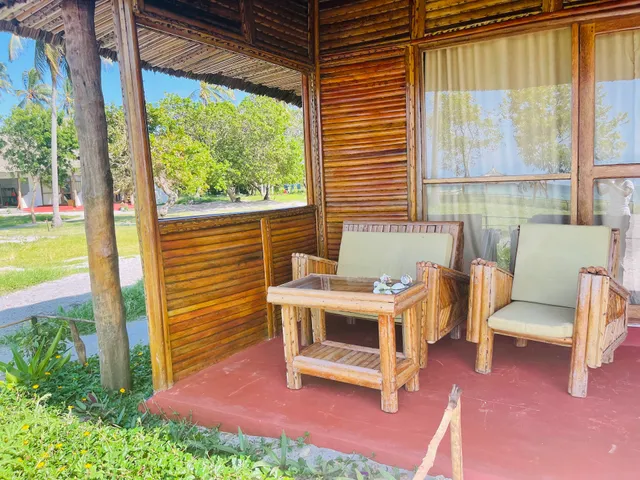 Maisara Mafia Beach Lodge