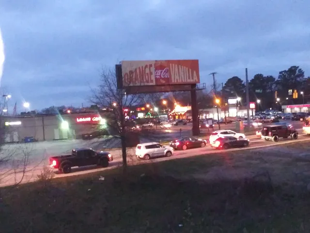 Brainerd Village Shopping Center