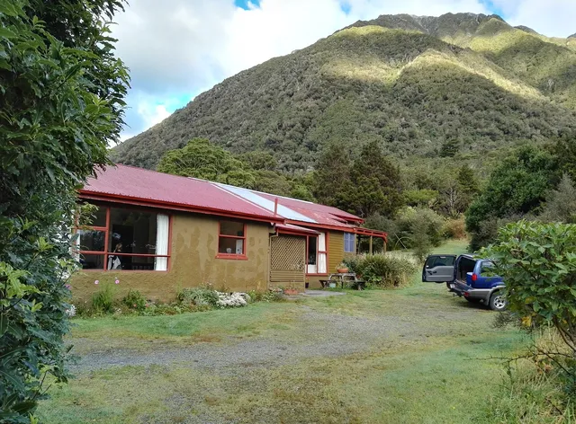 Rata Lodge Accommodation