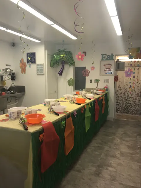 D's Treats & Ice Cream Trailer