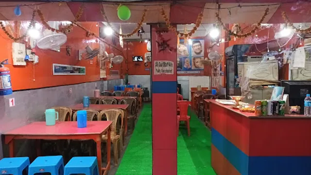 Momi Hotel & Restaurant