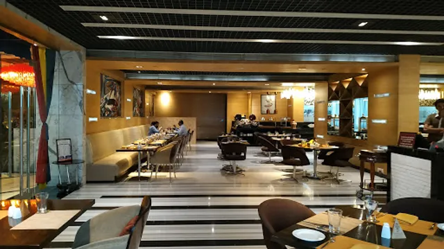 The Grill Restaurant - Vivanta Hyderabad