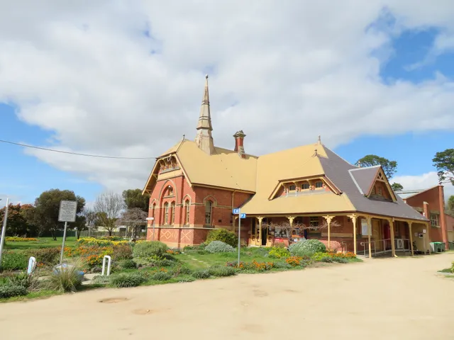Clunes Bottle Museum