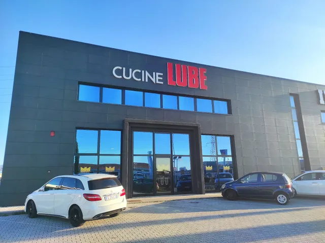 LUBE STORE LIVORNO