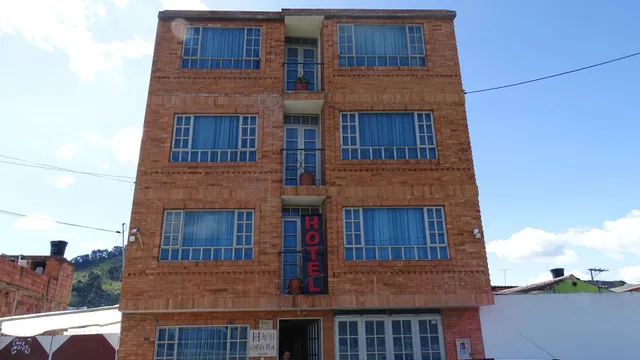 Hotel Camelia Real Briceño