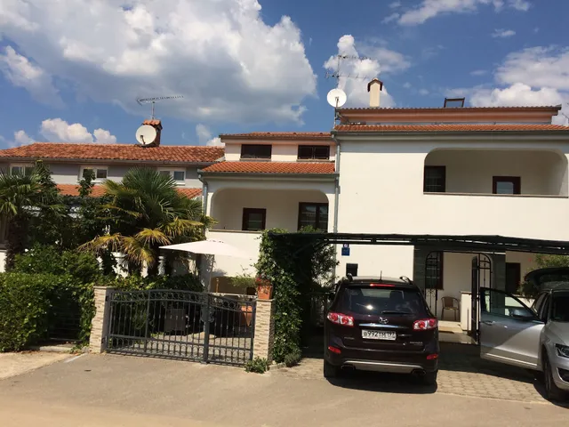 Apartments Ivicek Stojakovic