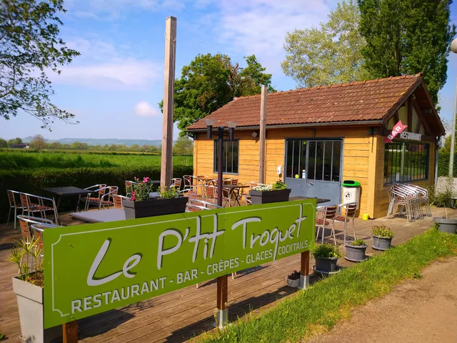 Camping Vert Auxois : Camping au bord du Canal de Bourgogne avec piscine / Côte d'Or