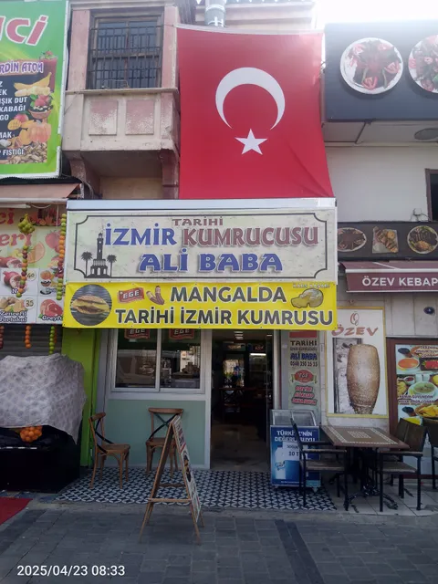Tarihi İzmir Kumrucusu