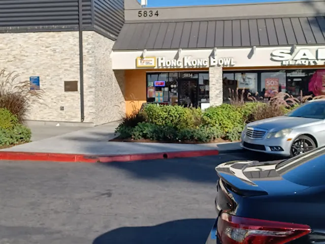 Hong Kong Bowl & La Fried Chicken