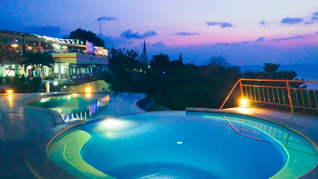 Bukit Kenari Hotel & Restaurant