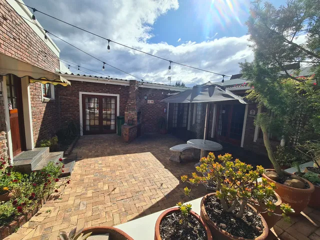 Green Pastures Guesthouse