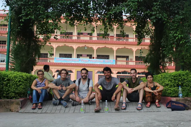 Bonfire Hostels Rishikesh