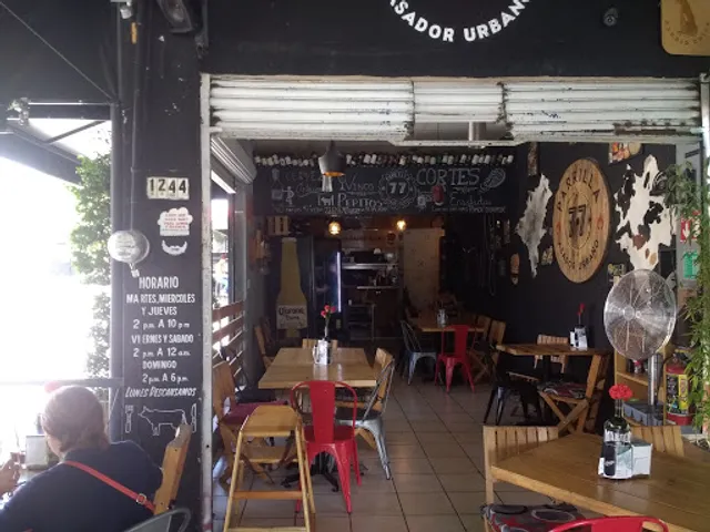 Parrilla 77 Asador Urbano