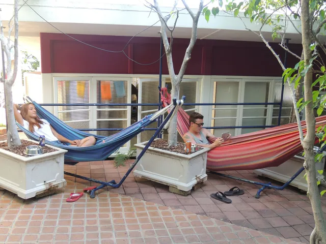Reef Lodge Backpackers hostel and lockers Townsville