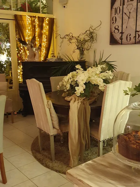 Βανίλια Γλυκοπωλείο-Καφέ