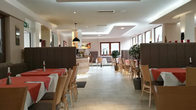 AL MAESTRO AM STAUSEE