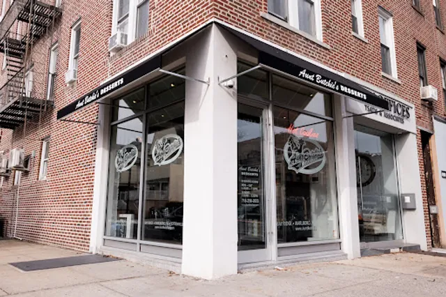 Aunt Butchie's Desserts