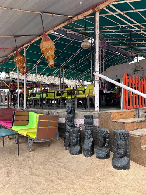 Tidal Wave Beach Shack