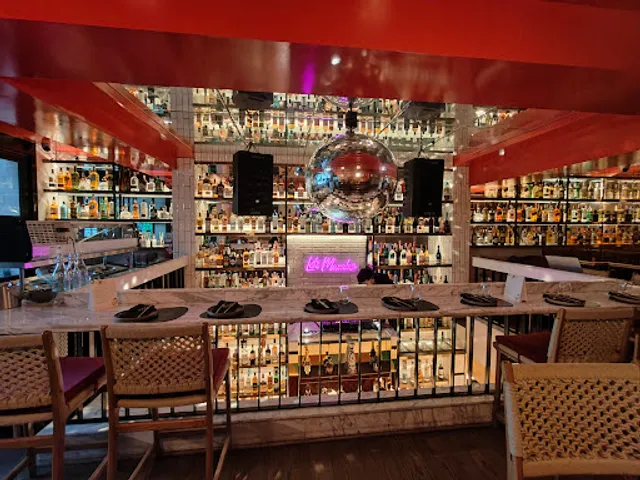 Mezze Mambo | Best Mediterranean Restaurant in Greater Kailash 2