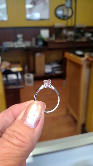 George's Fine Jewelers