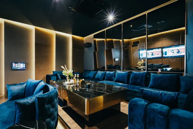 Rectangle The Garden