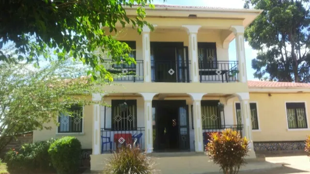 Rena Akasha Establishments