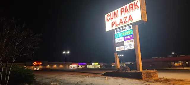Cum Park Plaza