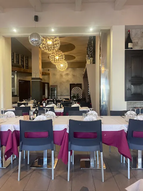 Divino Ristorante Pizzeria Affittacamere Di Joseph Cirigliano