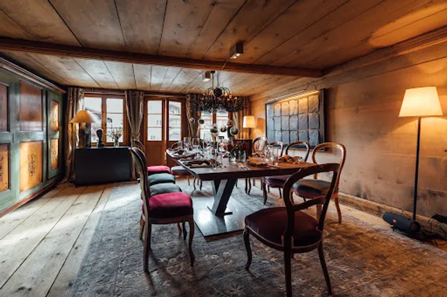 16 ART-BAR-RESTAURANT SAANEN