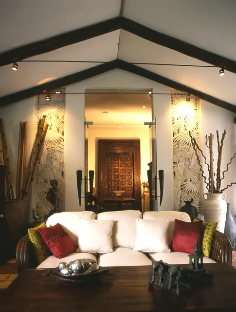 Park Cafe Antiques, Contemporary Furniture and Restaurant