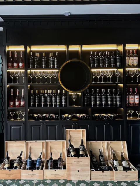 Sun Restaurant - NTH Wine King