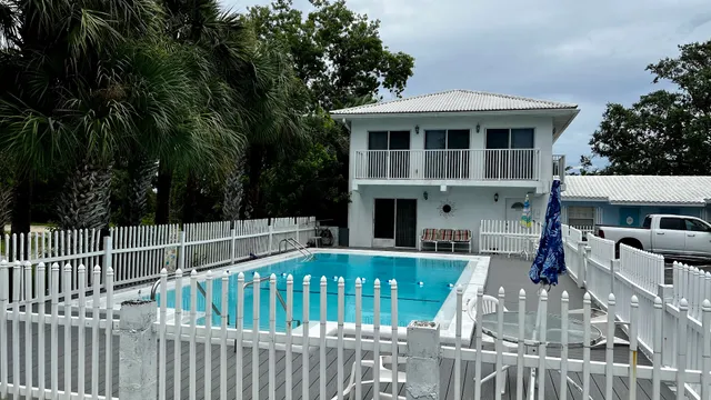 Ocean Air Studio Apartments