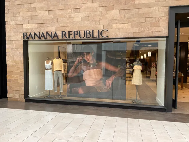 Banana Republic