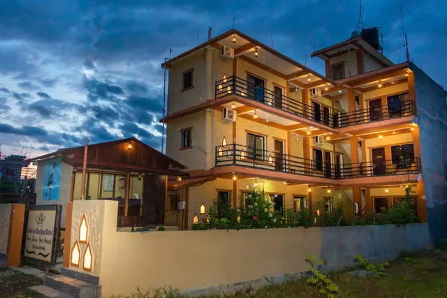 Chitwan Boutique Hotel
