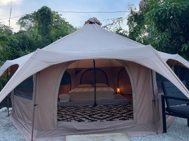 SurFreak Glamping Backyard Experience