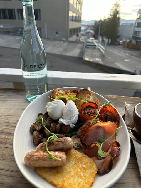 Hearth Cafe and Restaurant