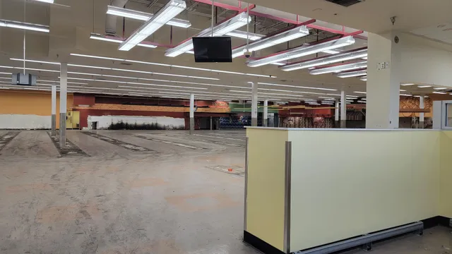 Five Points Shopping Center