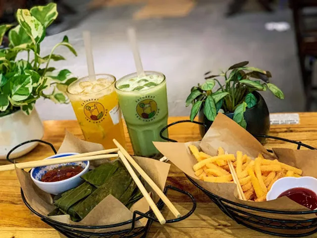 Saturday - Trà chanh phố Điện Biên