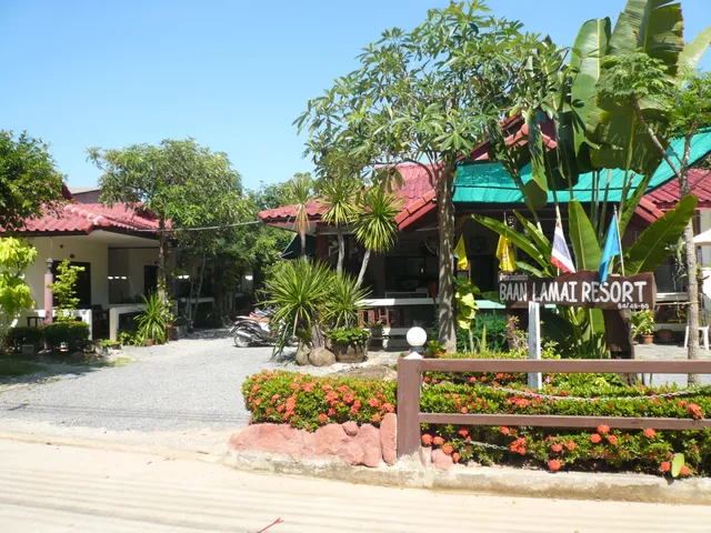 Baanlamai Resort