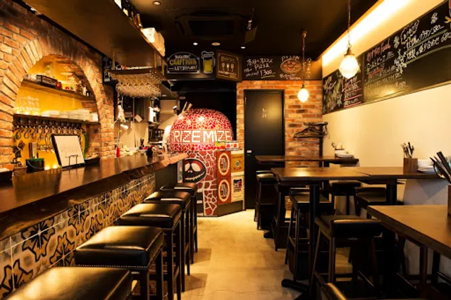 Rize Mize Italian Bar | Pizza & Pasta in Shinjuku
