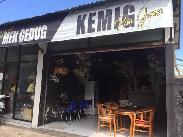 warung men gedug