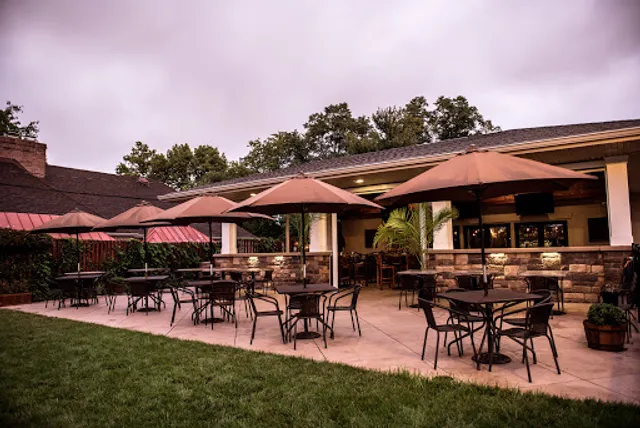 Giumarello's Restaurant & G Bar