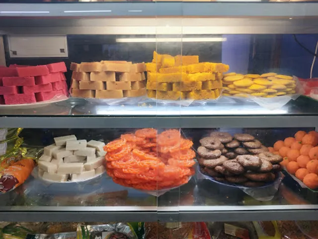 Ganapathi Sweets & Snacks Trading