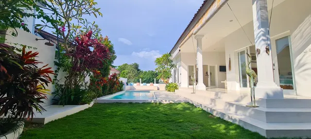 Villa Blue Skies Too