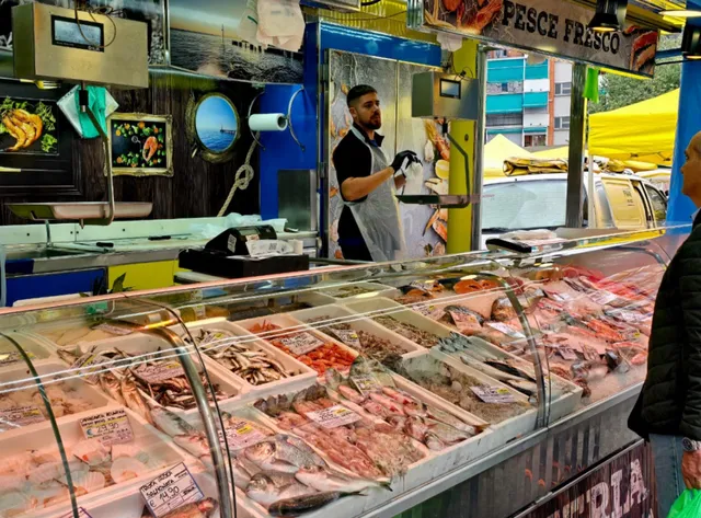 Mercato di piazza Guala