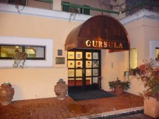 Hotel Cursula